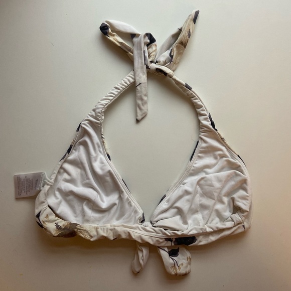 O’Neill floral bikini top - Picture 2 of 3